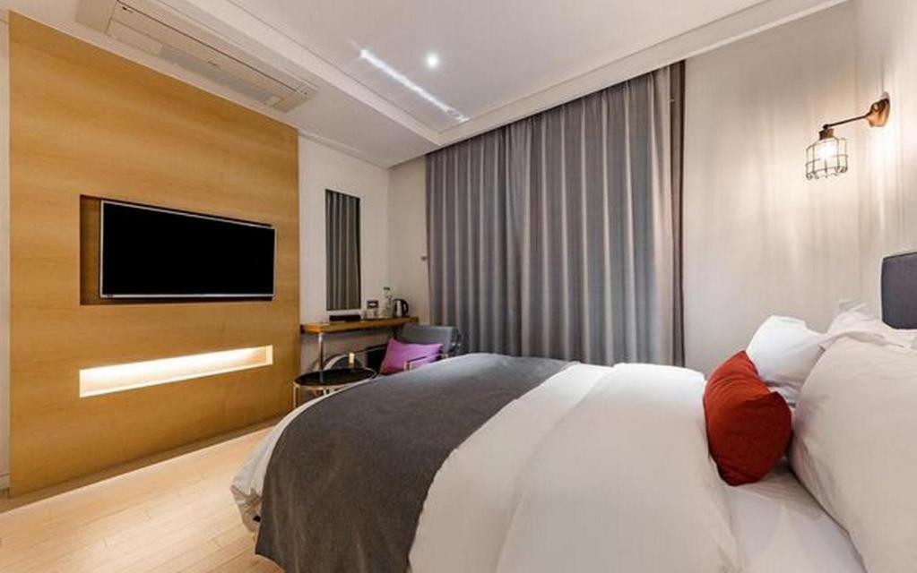 Daejeon Namoo Hotel Exterior photo