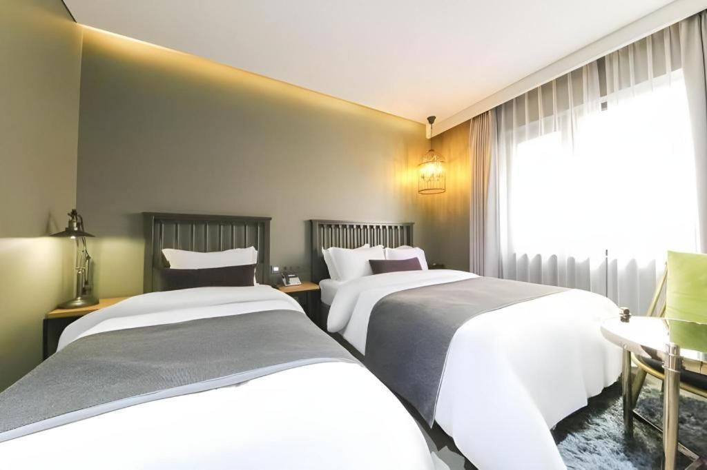 Daejeon Namoo Hotel Exterior photo