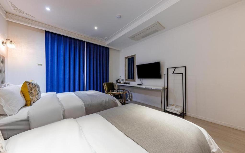 Daejeon Namoo Hotel Exterior photo