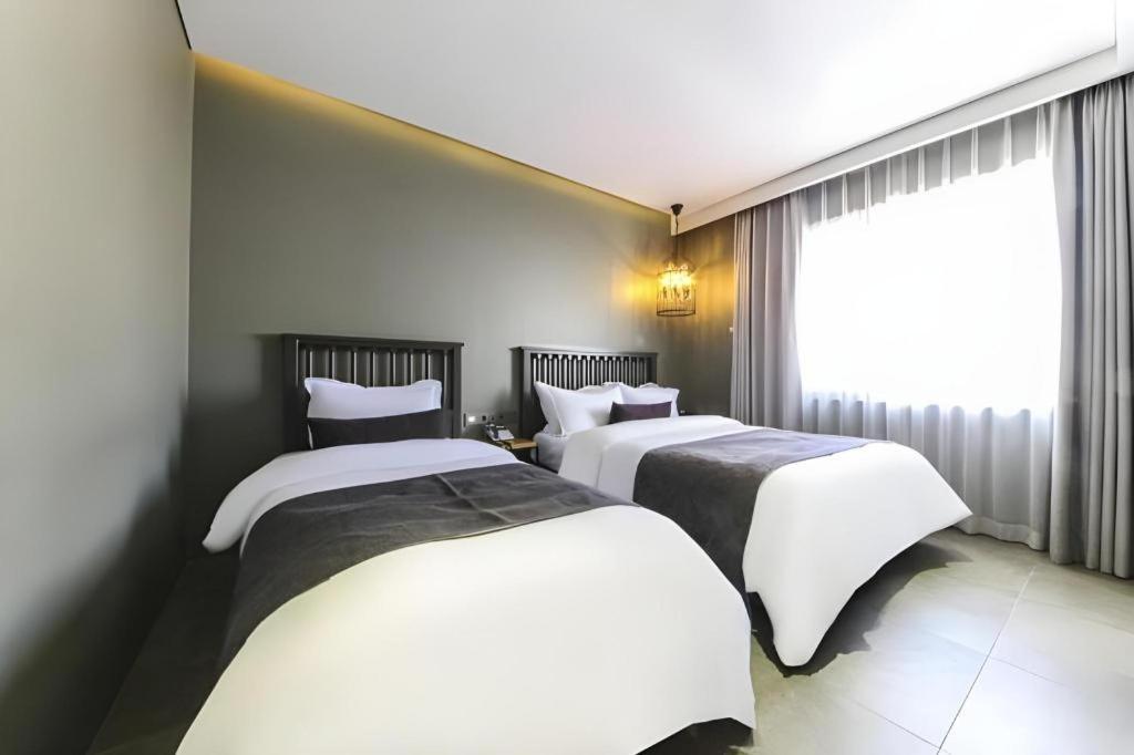 Daejeon Namoo Hotel Exterior photo