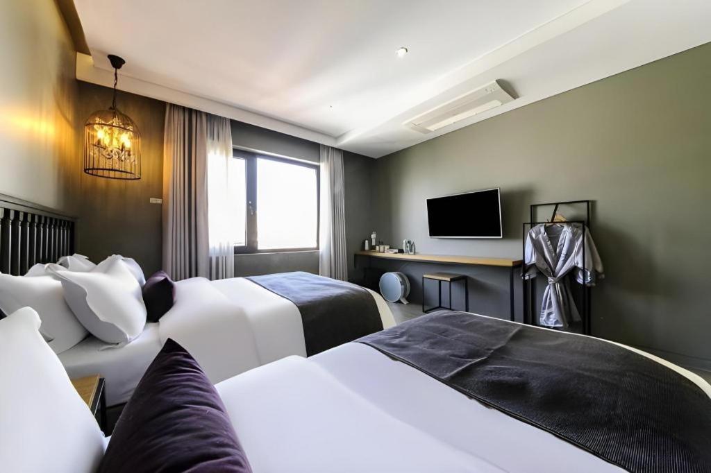 Daejeon Namoo Hotel Exterior photo